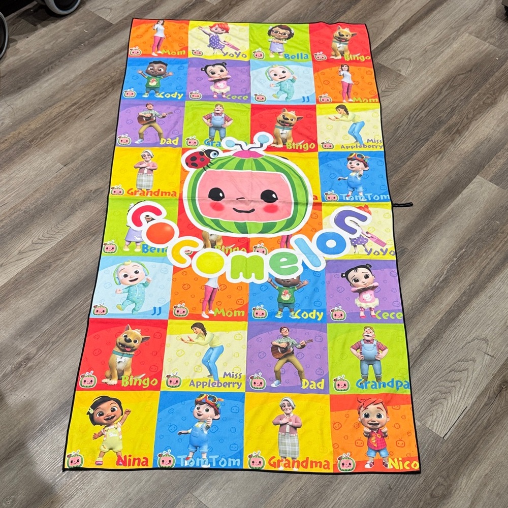 Cocomelon play mat for Tummy time & crawling